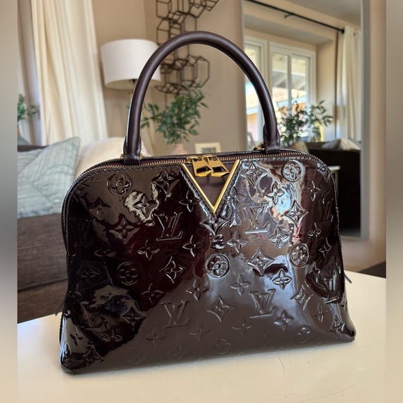 SOLD DO NOT BUY Louis Vuitton Amarante Monogram Vernis Melrose Bag Burgundy - Picture 4 of 16